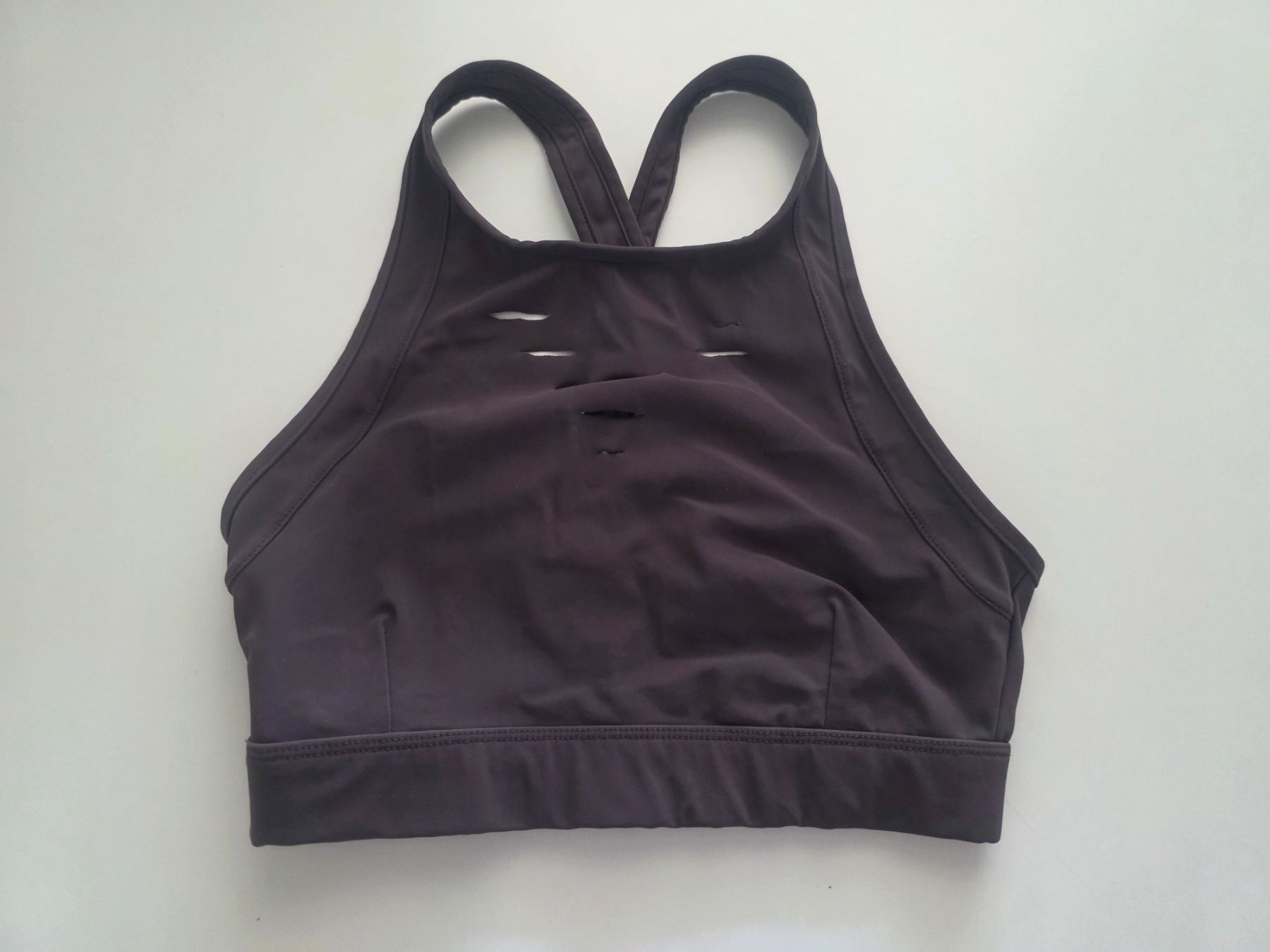 Alo Yoga Top: Alo Sport Top Gr s – Usato da Wichtrach venduto da Elenagonzi 1