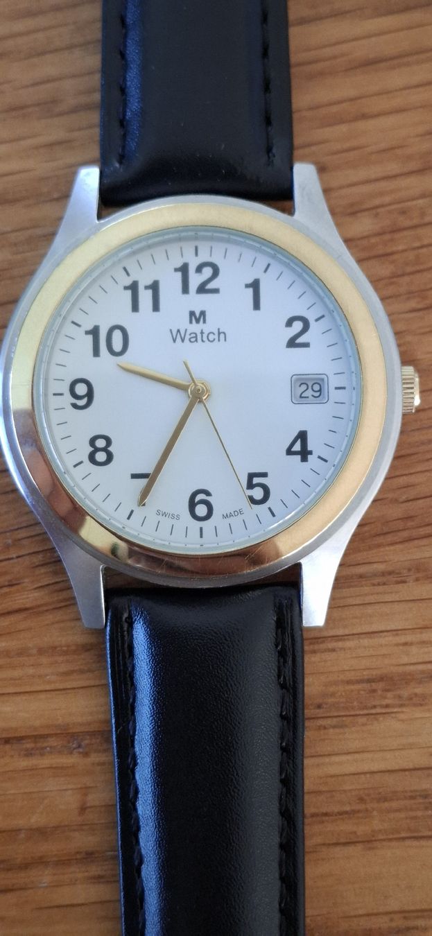 M-Watch Orologi: M Watch Herren Uhr – Usato da Ruswil venduto da SIMBOB1992