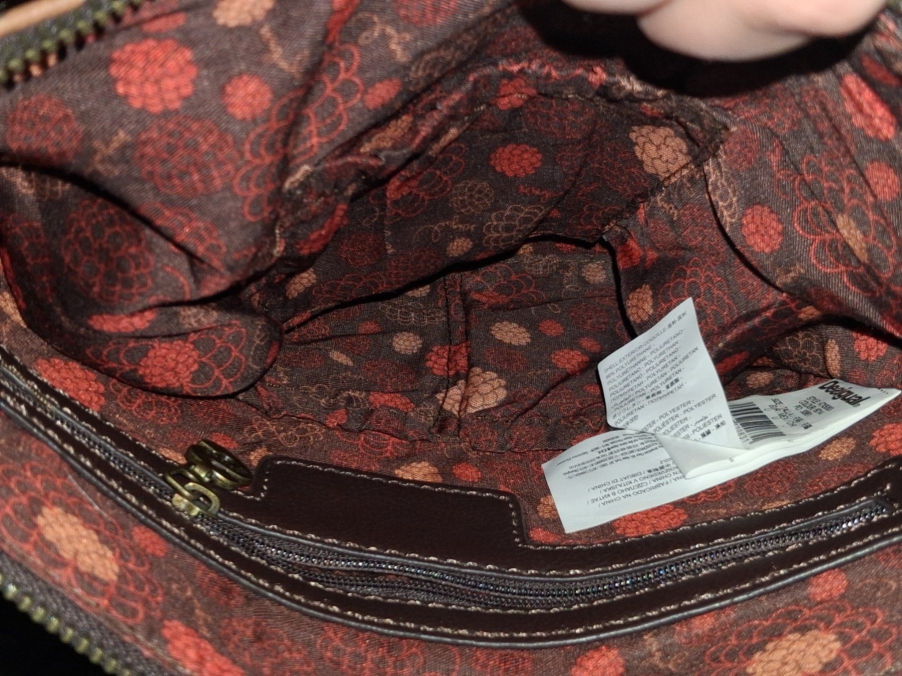 Desigual Taschen für Damen: DESIGUAL Tasche – Gebraucht aus Wetzikon ZH von med_2y76 5