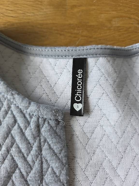 Giacche: Blazer- Jacke / Jäckchen – Usato da St. Gallen venduto da loveric 2