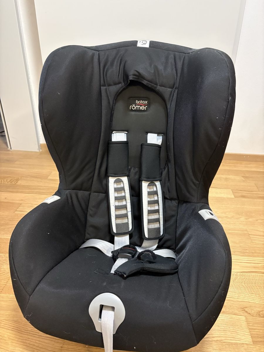 Britax Römer Auto-Kindersitze: Römer Kindersitz – Gebraucht aus Mönchaltorf von Ramona_88