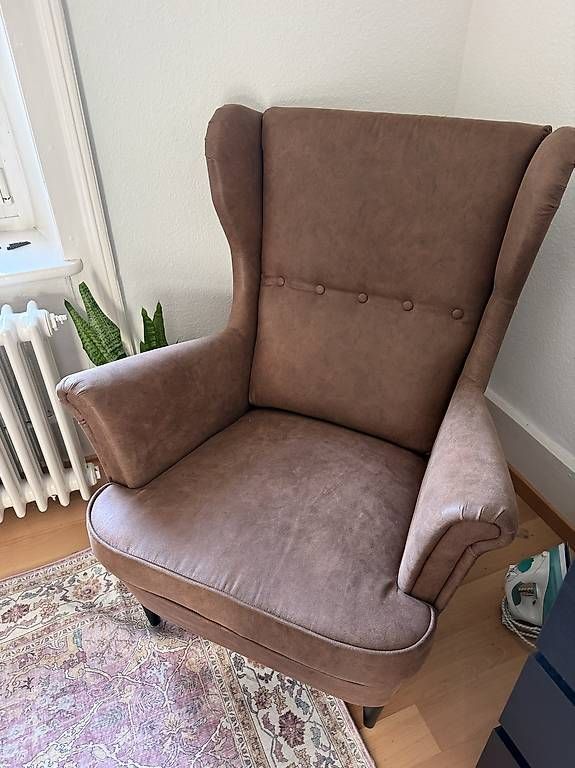 Ikea Poltrone: Ohrensessel in Vintage-Lederoptik – Usato da Luzern venduto da mil_xw6g 1