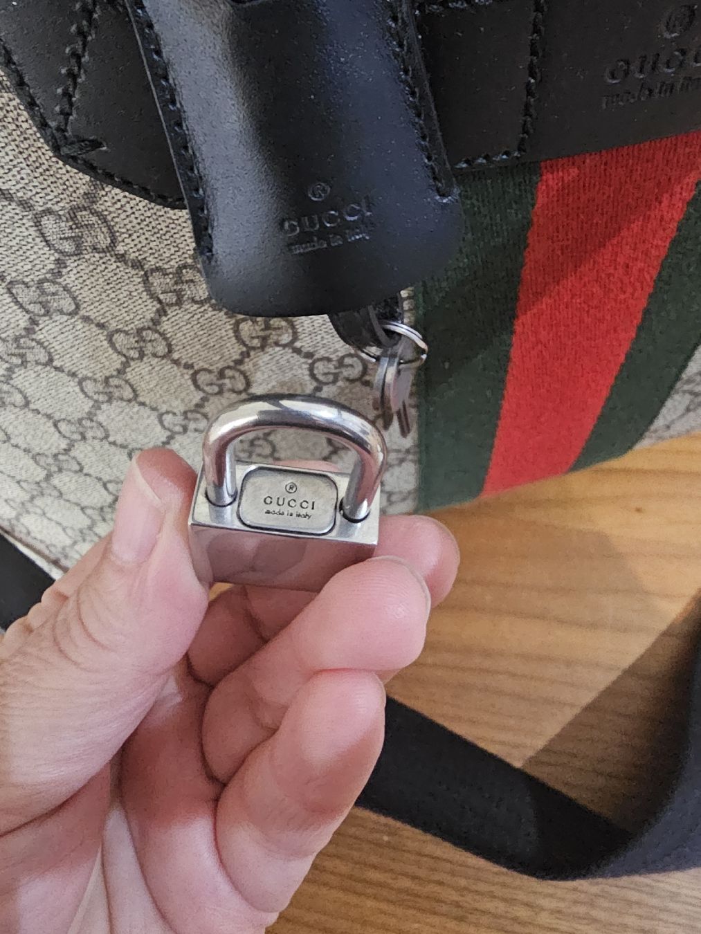 Gucci Borse: Gucci  Supreme Canvas Carryall Boston Bag – Nuovo (secondo la descrizione) da Zunzgen venduto da Fleksi 8