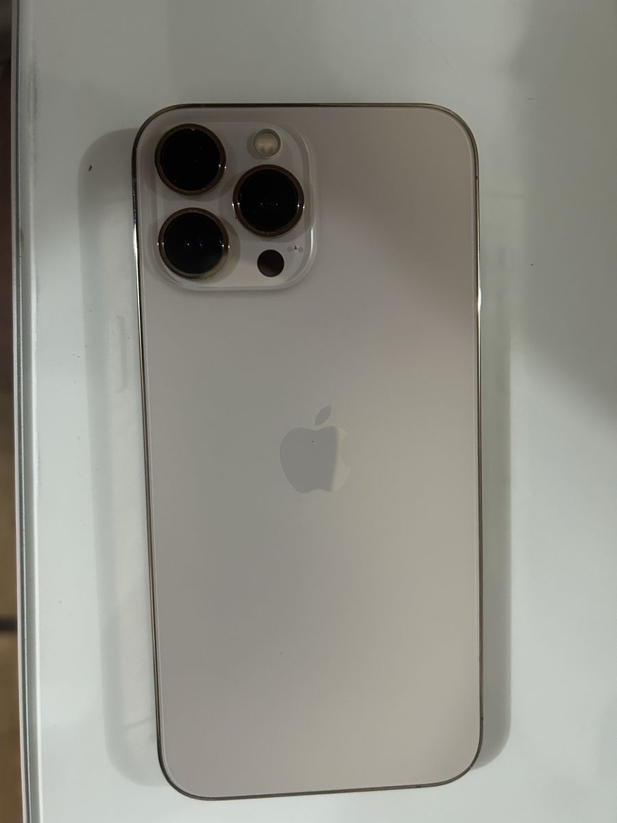 Apple Portables: iPhone 14pro max(256gb) – D'occasion à Sierre par kev_dz8v