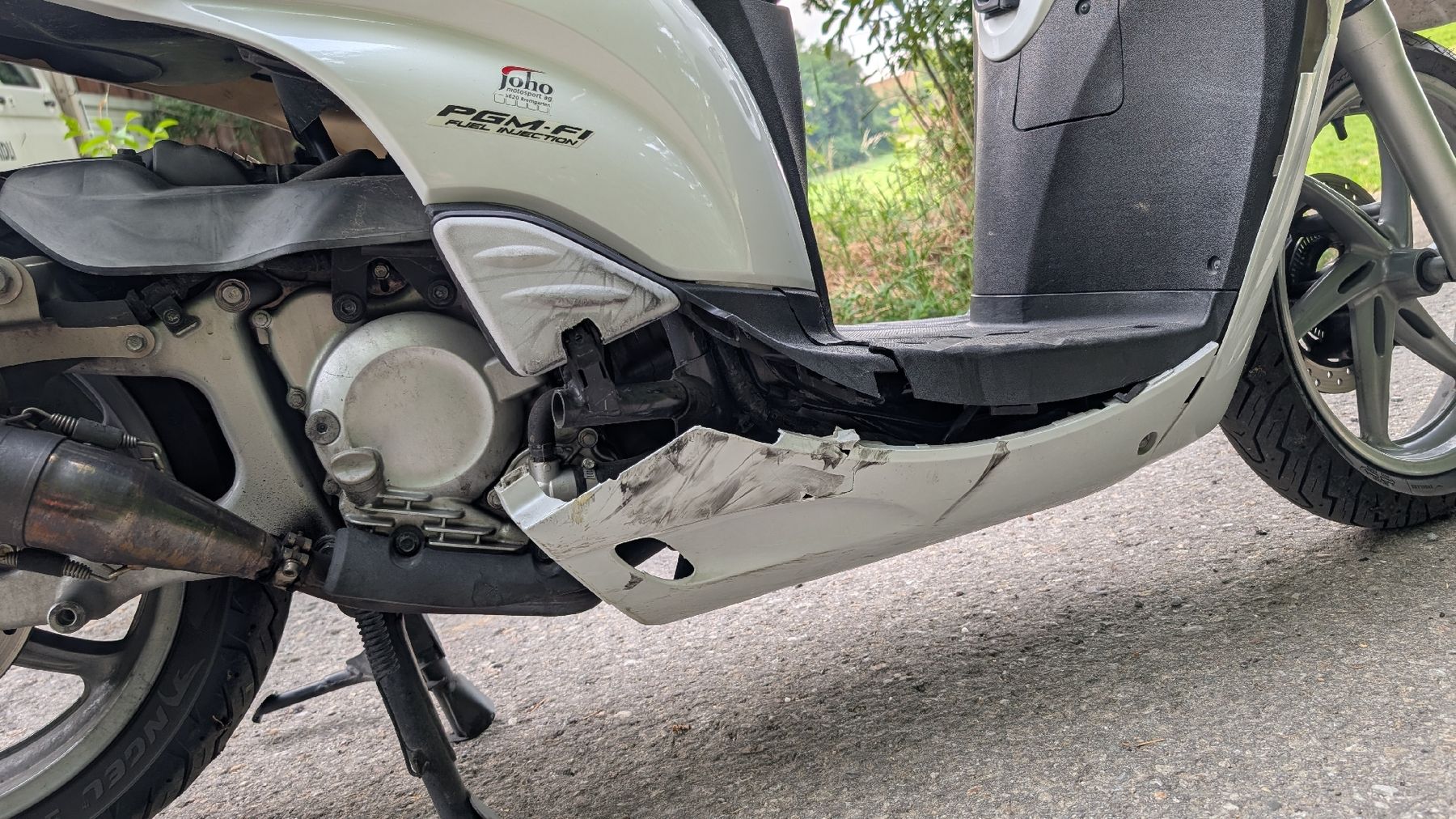 Honda Scooters: Honda SH 300 AR + AKRAPOVIC  – Gebraucht aus Dübendorf von vel_k2g6 3