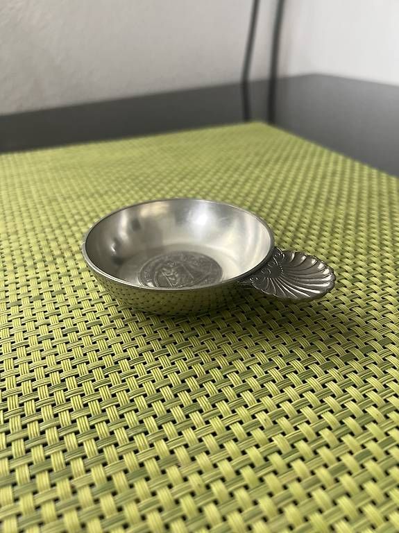 Schalen: Kleine Zinnschale – Gebraucht aus Bern von san_wmw5 2