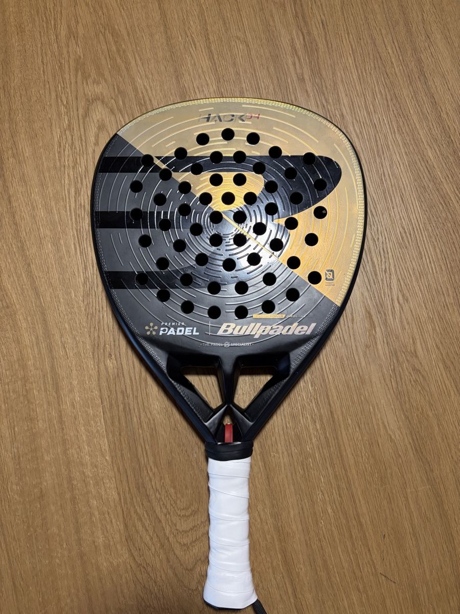 Schläger: Bullpadel Hack 04 Premier Padel Edition – Gebraucht aus Arch von roy_rpb5 1