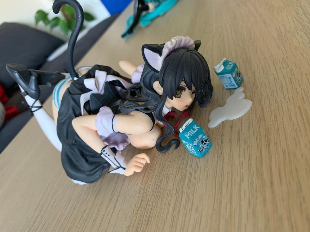 Anime PVC Figure (Cat Lap Milk) | Comprare su Ricardo