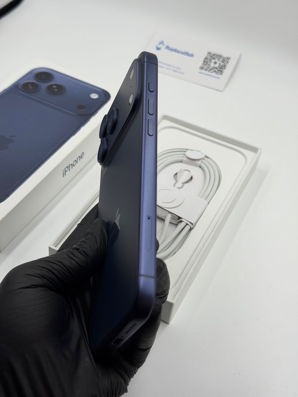 Apple Telefoni cellulari / Smartphones: Apple iPhone 17 Pro Max – 256 GB – Usato da Chur venduto da ReplaceHub 1