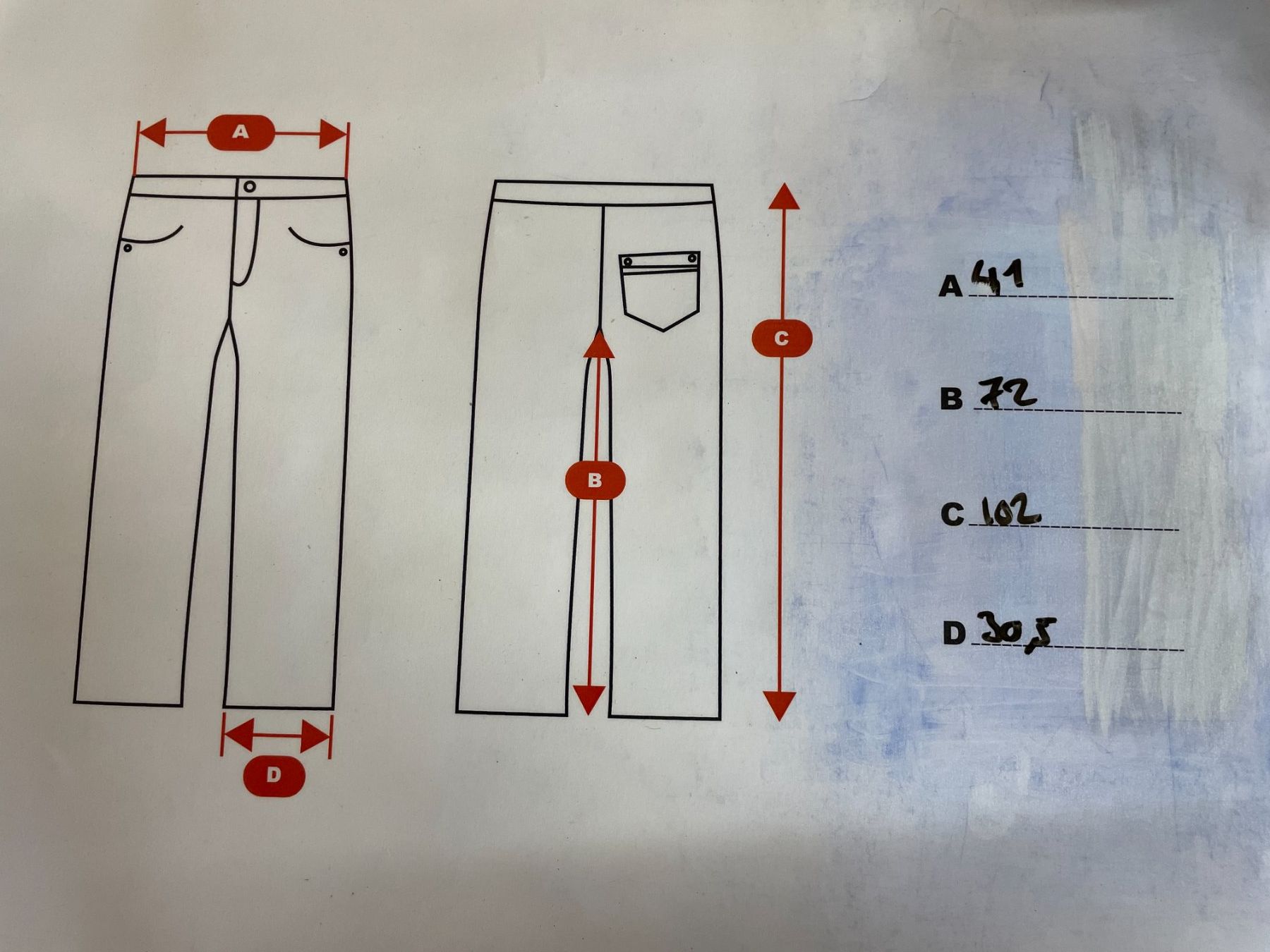Le Temps Des Cerises Hosen: LES TEMPS DES CERISES Pantalon noir – Gebraucht aus Lausanne von PlusValue_Lausanne 3