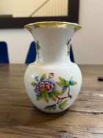 Herend Vase Queen Victoria