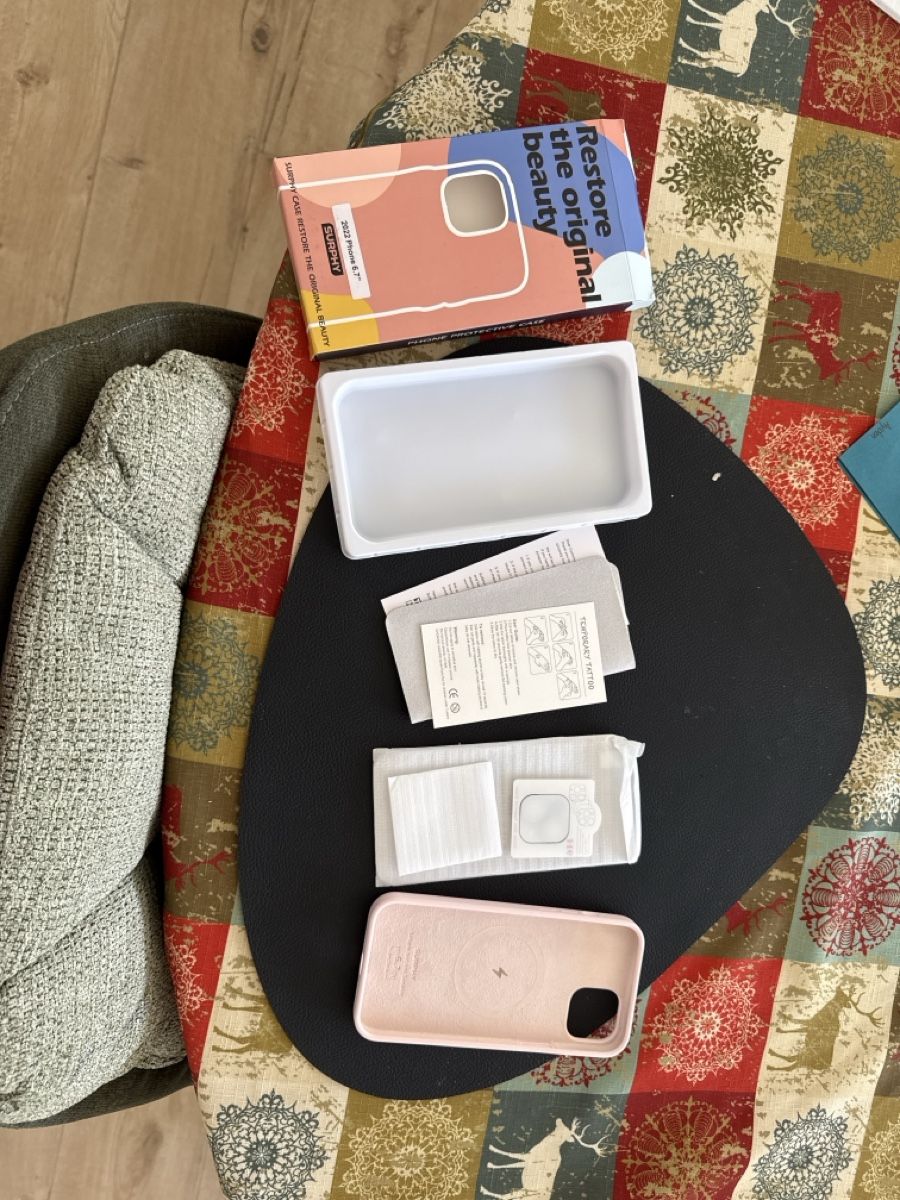 Apple Cover & Protezioni schermo: Coque iPhone 14 Plus silicone MagSafe – Nuovo e nell'imballaggio originale da Vuadens venduto da esc_mdz7