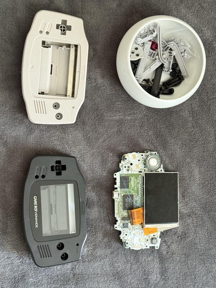 Nintendo Consoles: Nintendo Game Boy Advance Console – D'occasion à Territet par fil_5jwk