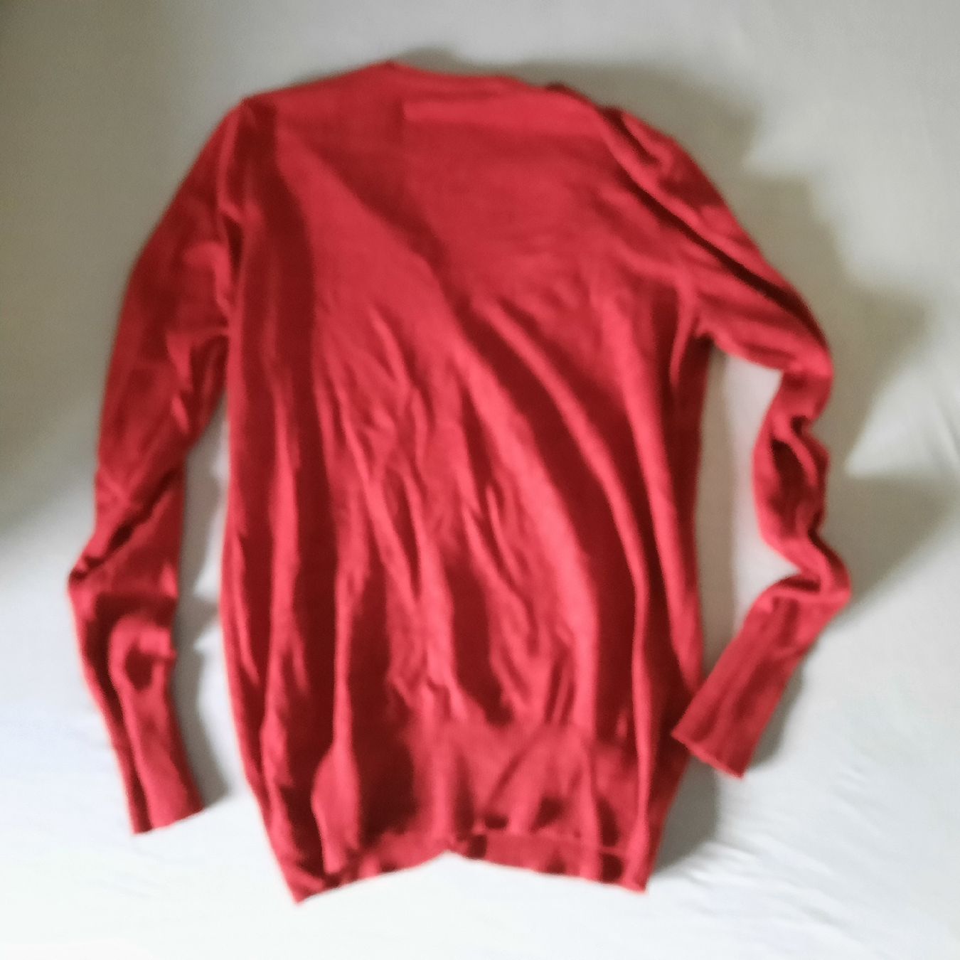 Giacche: Bordeauxrote Strickjacke, Grösse M, 80% Viscose, – Usato da Liebefeld venduto da Nana 2