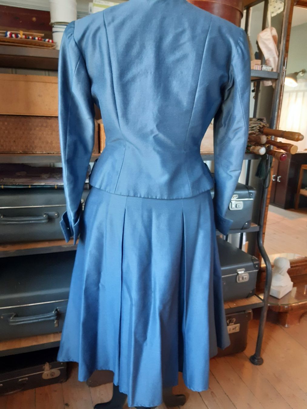 Anzüge & Kostüme: Zweiteiler Vintage blau – Gebraucht aus Arbon von torso444 1