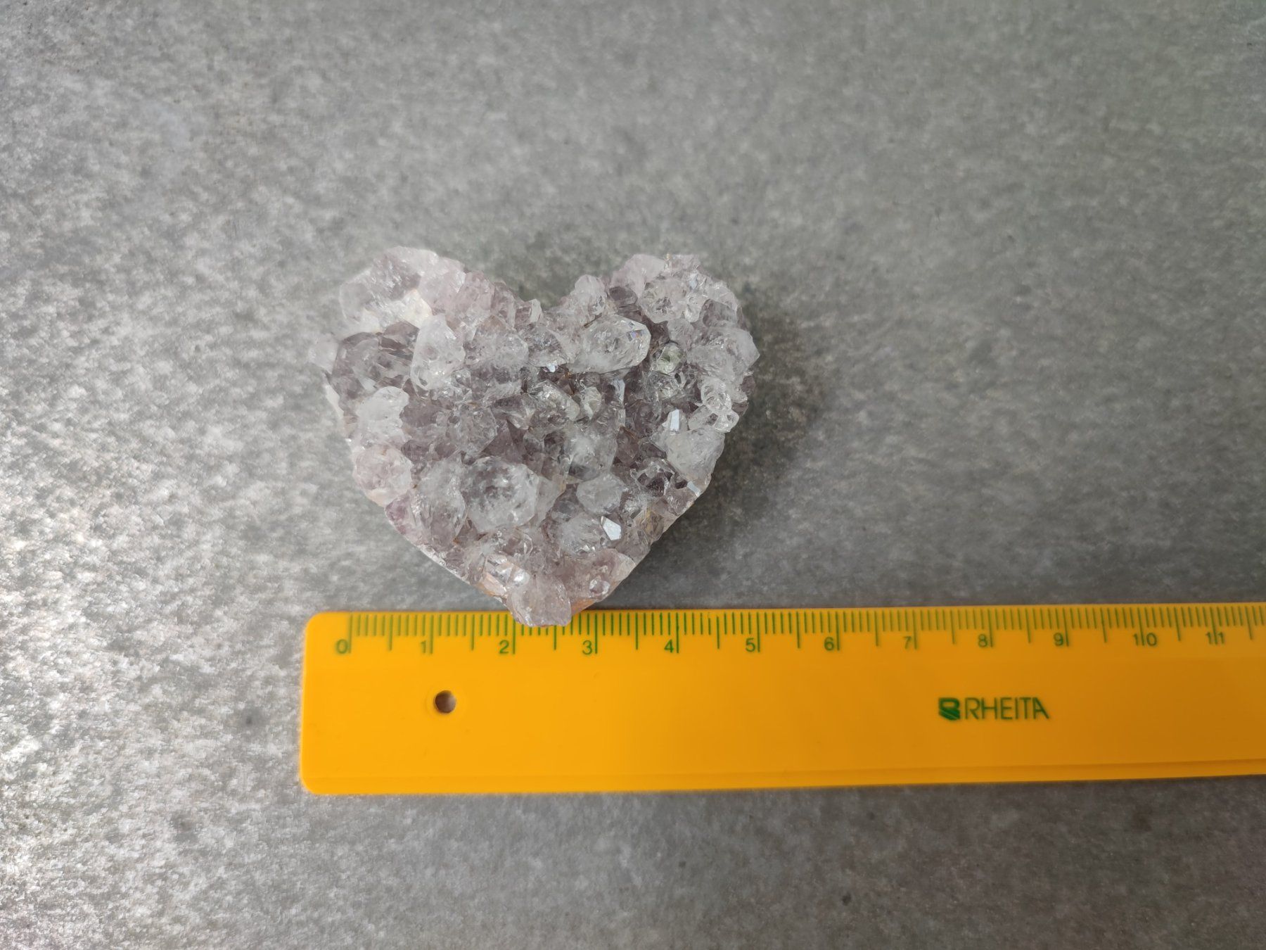 Minerali & Pietre curative: Amethyst Geode in heart form – Nuovo (secondo la descrizione) da Sursee venduto da Re.joy 1