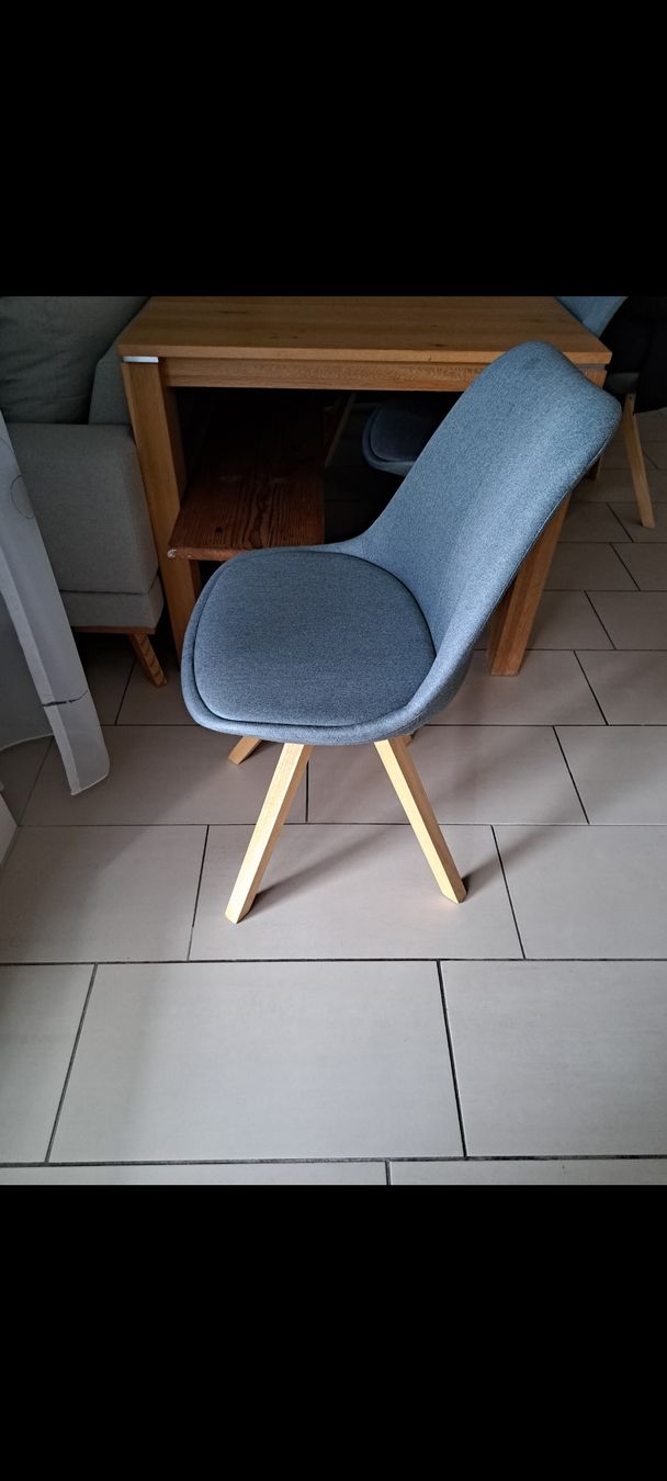 Chaises: 4 Stühle – D'occasion à Bülach par Fbissig01 1