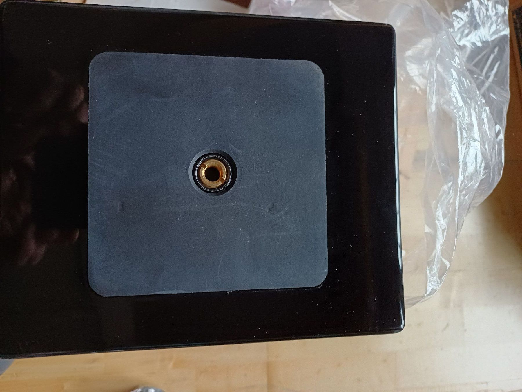 Behringer Lautsprecher: Moniteur studio full range de studio BEHRINGER Behritone C50 – Neu (gemäss Beschreibung) aus Aire-la-Ville von Longhouse 7