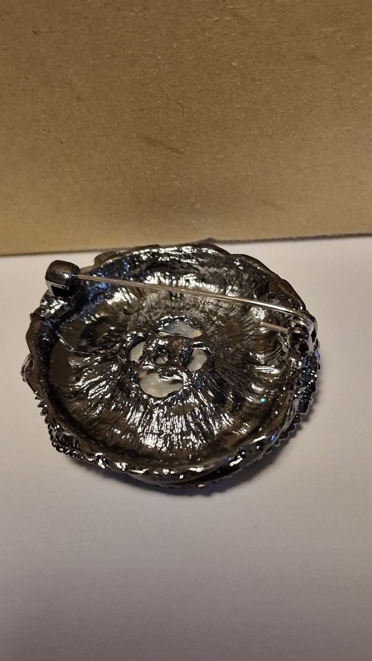 Spille & Fermagli: Edle Brosche mit blauem Stein – Schmuck – Nuovo (secondo la descrizione) da Herisau venduto da Antiques.AR 1