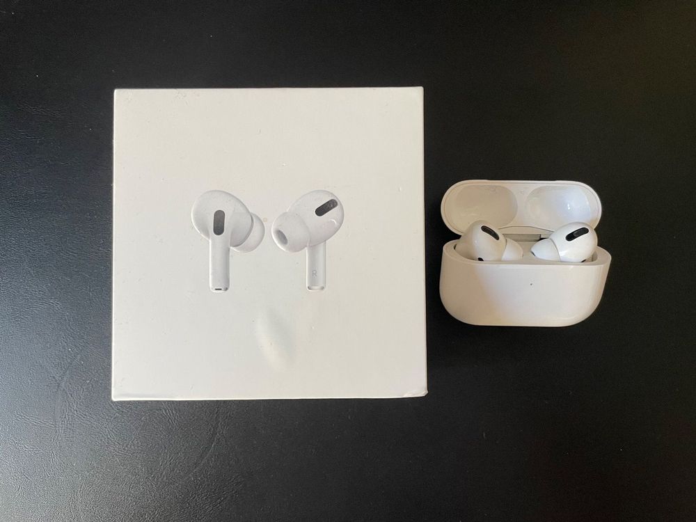 Apple Air Pro mit Wireless Charging Case Kaufen auf Ricardo