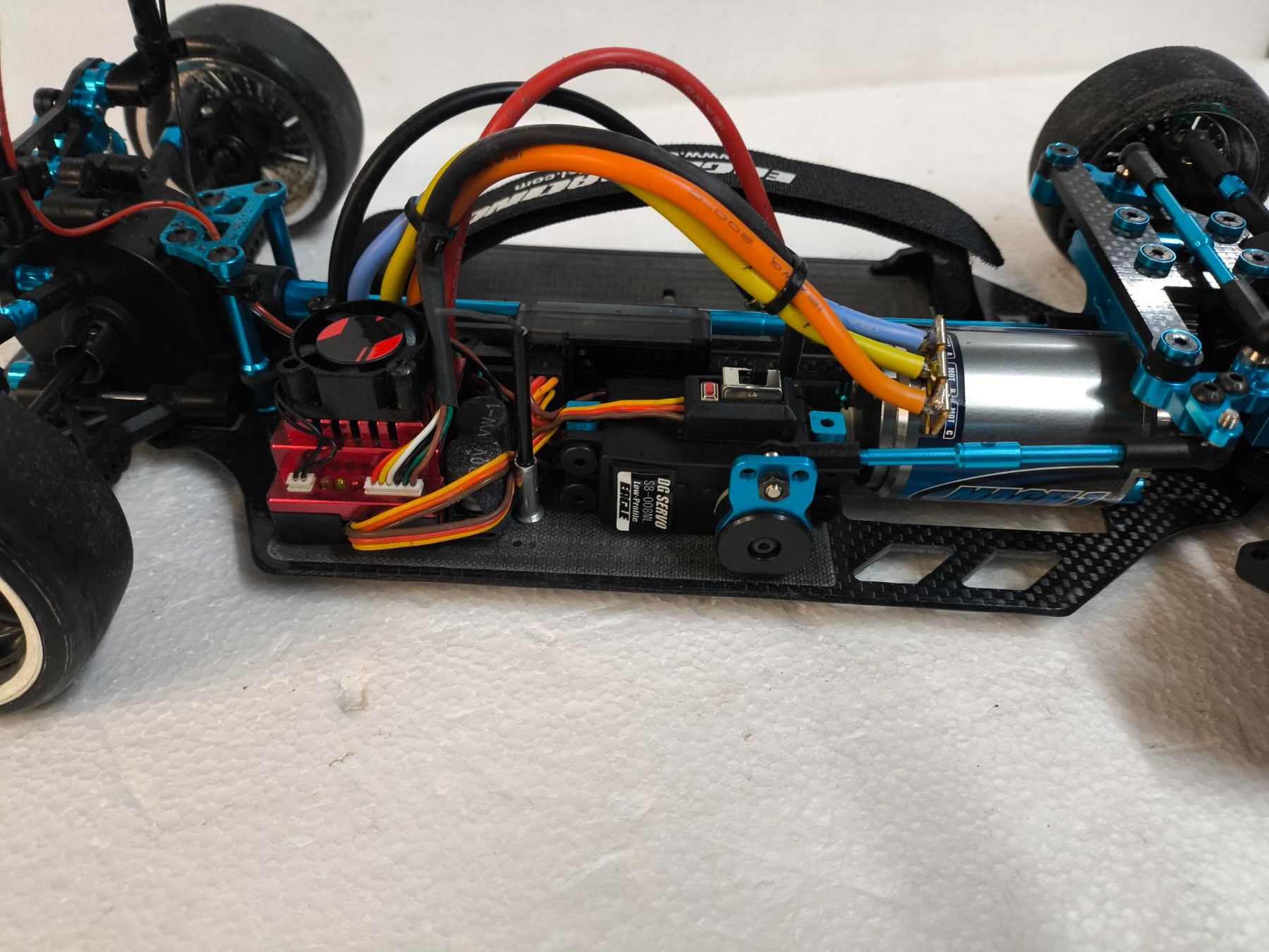 RC Kits de montage: Drift Car 1/10 – D'occasion à Lenzburg par Moeli02 3