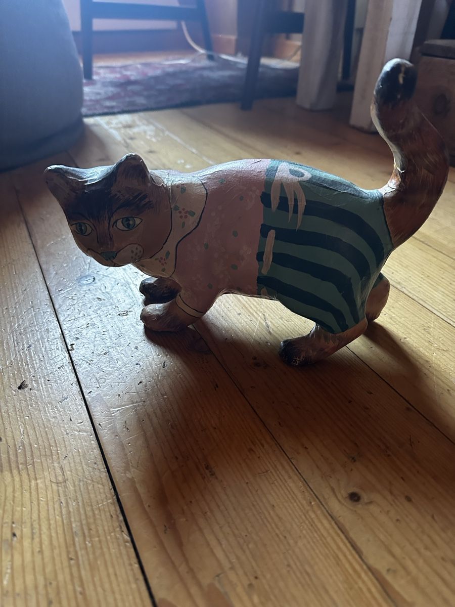 Figuren: Zwei Katzen aus Pappmaché – Gebraucht aus Donat von troja007