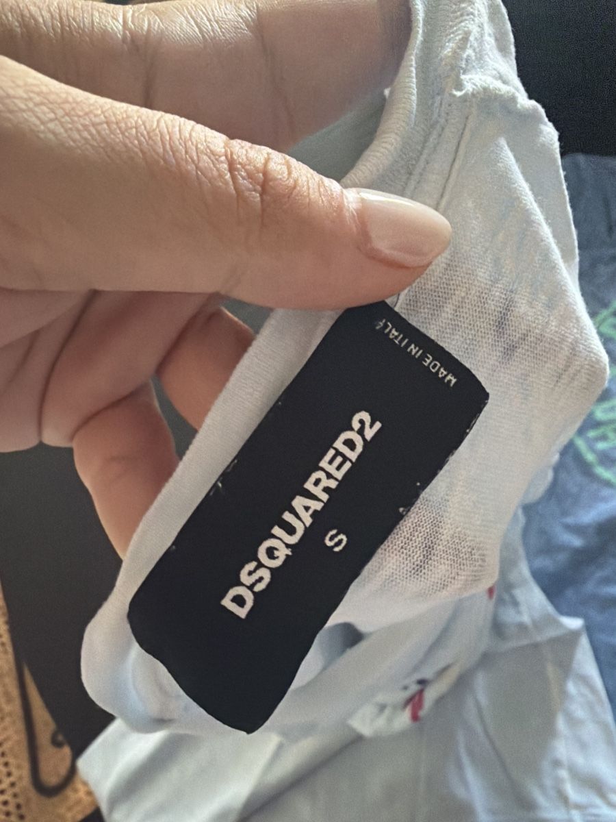 Dsquared2 T-Shirts: 2x Dsquared T-Shirt – Gebraucht aus Dietikon von zuerichsecondhand 1