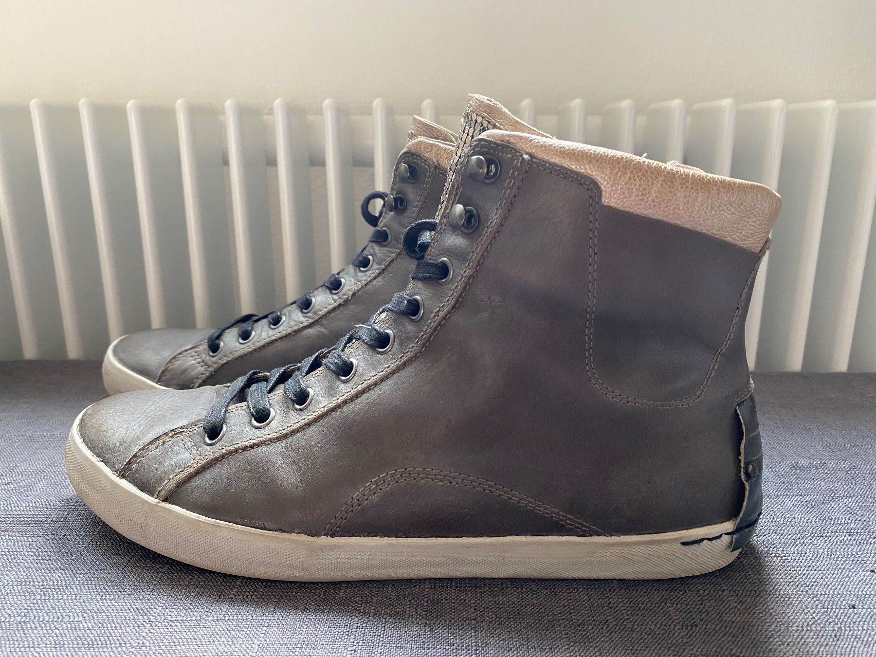 Scarpe da donna: Sneaker high von Crime Gr. 39 – Usato da Küssnacht am Rigi venduto da robin0112