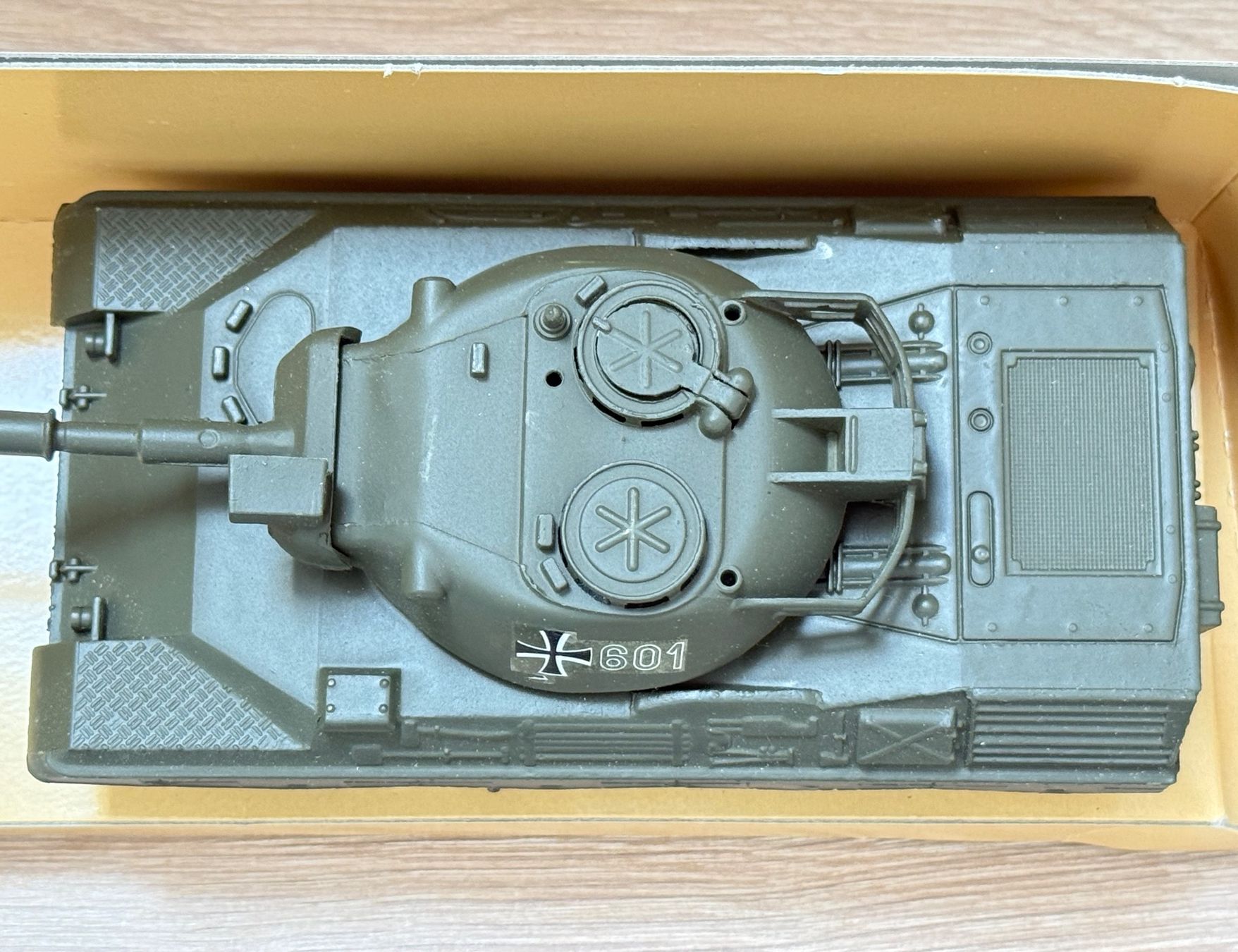 Kit di modellismo & Modellini statici: Char Léopard - Solido N°6055 dans sa boîte – Usato da Denges venduto da peumens 2