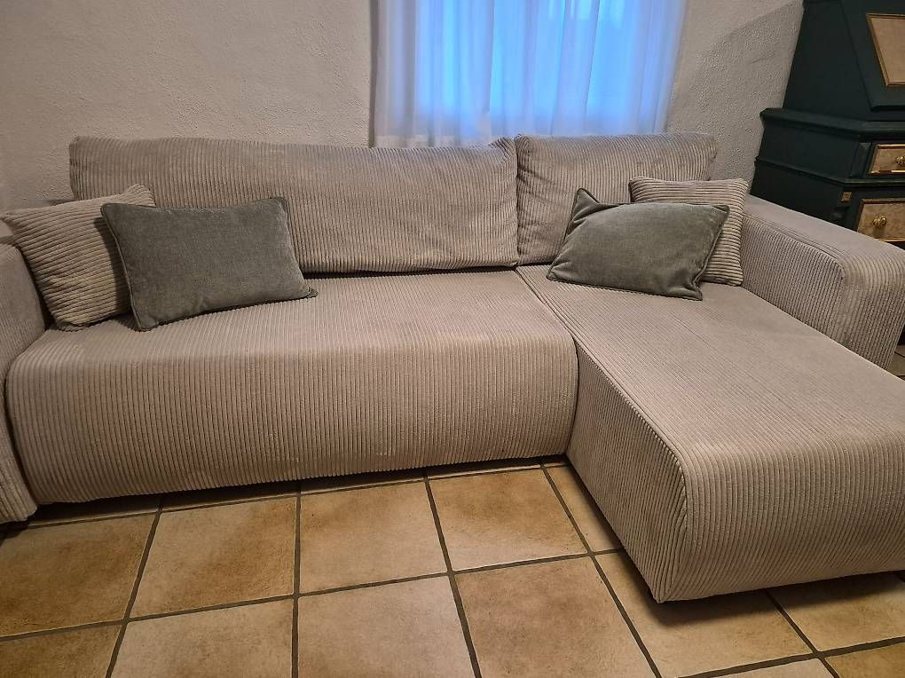 Divani: Cord Sofa  – Usato da Russikon venduto da ENA.W22 1
