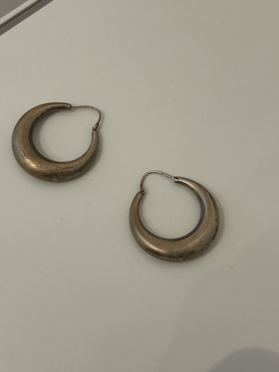 Ohrringe & -stecker: Creolen silber matt – Gebraucht aus Solothurn von Pm101