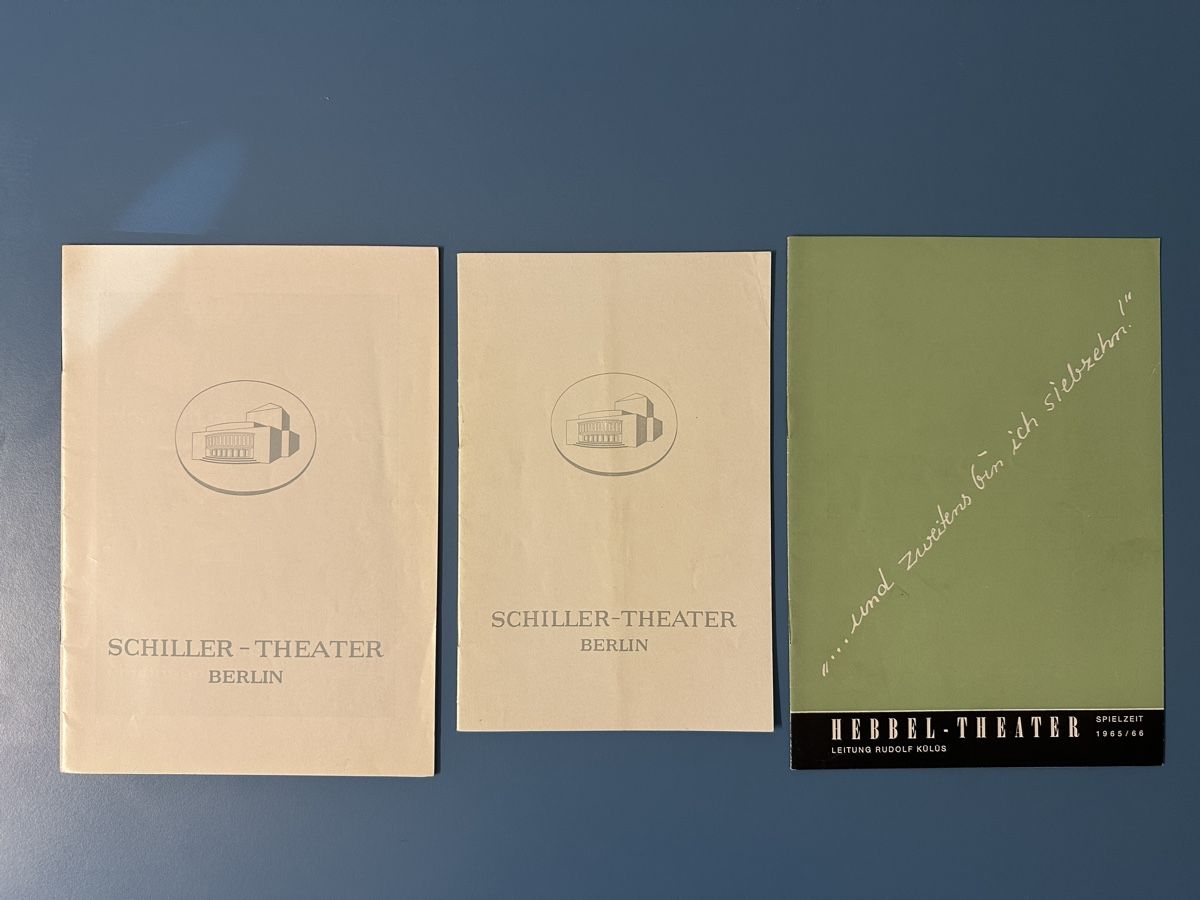 Documenti: Konvolut an Theaterprogrammen - Berlin 1966/67 – Usato da Flaach venduto da Hardrain 1
