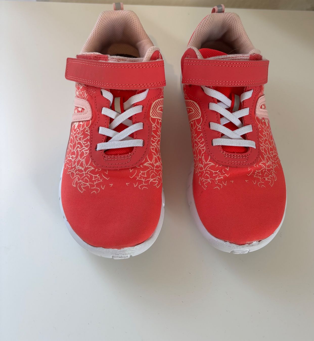 Decathlon Scarpe per ragazzi: Baskets Décathlon enfant / pointure 35 – Usato da Bernex venduto da mar_82vn 3