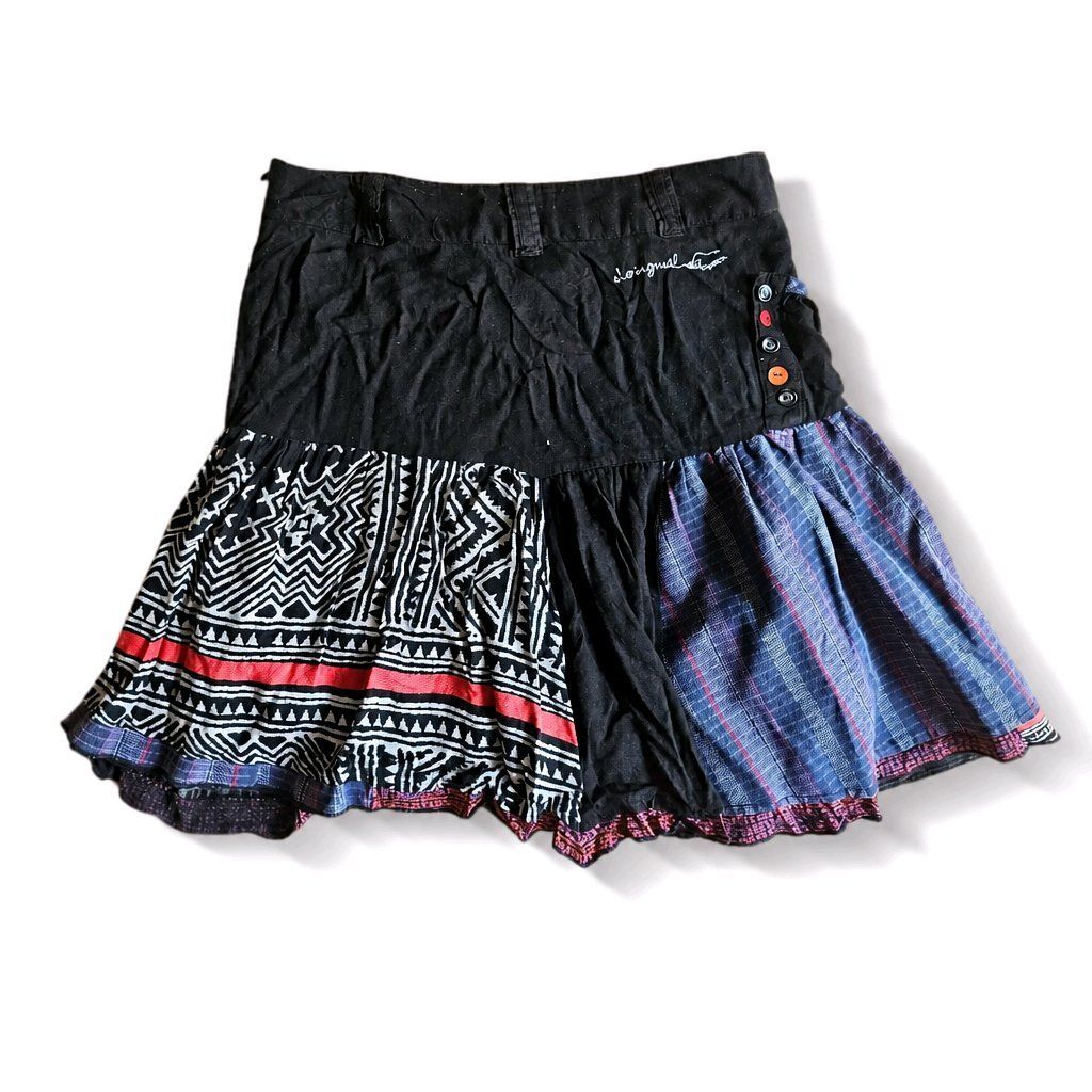 Desigual Gonne: DESIGUAL Style Minirock Patchwork Boho Gr. XS/S ⭐ – Usato da Füllinsdorf venduto da Sunnebliemli7 1
