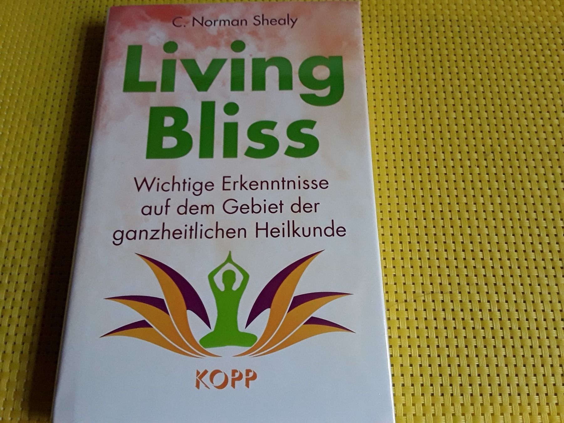 Libri: Living Bliss – Nuovo e nell'imballaggio originale da Rebstein venduto da Buchsi03