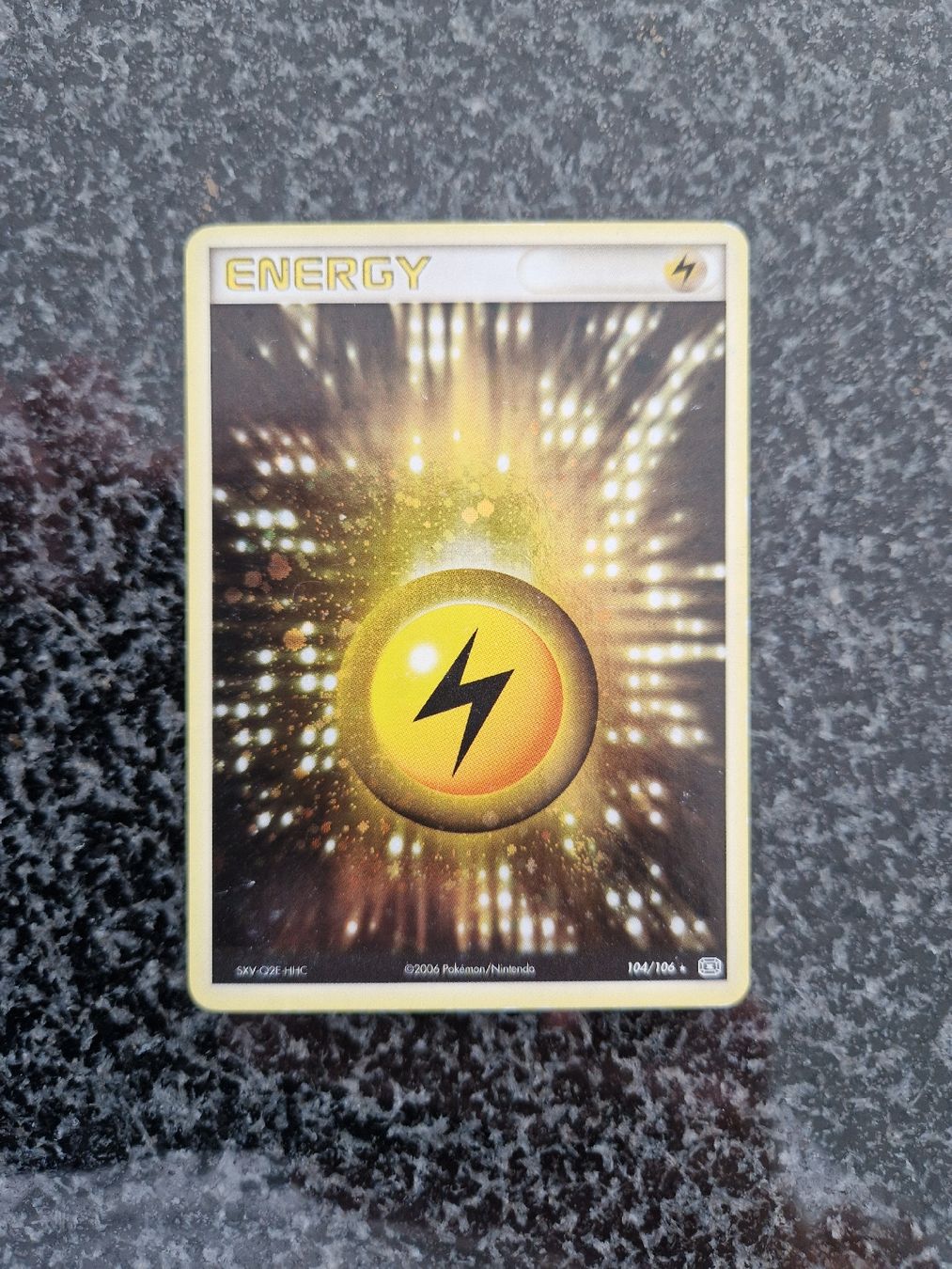 Pokémon Cartes à collectionner: Lightning Energy - Emerald - EN - – D'occasion à Romont FR par raj_sjv9
