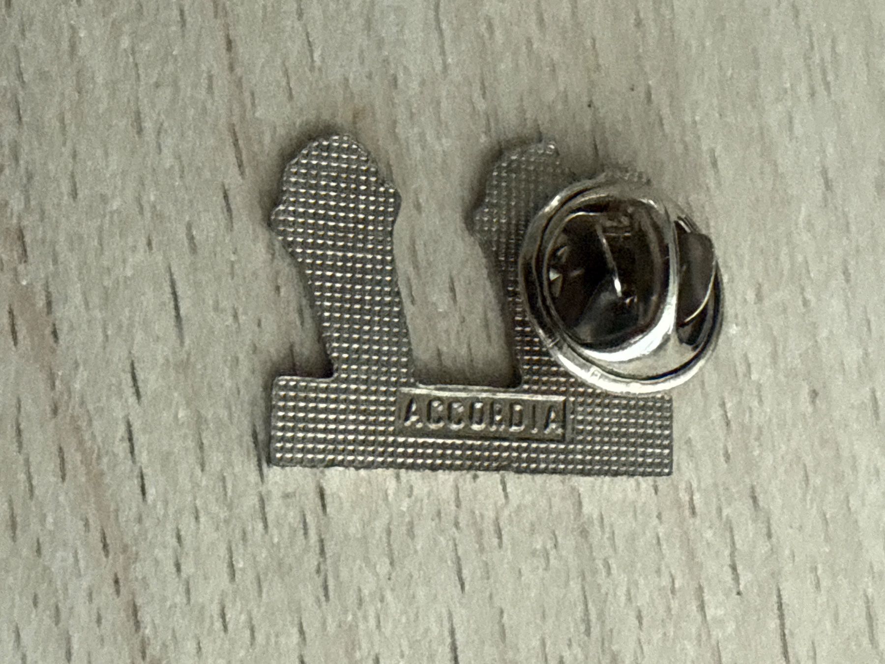 Placchette & Badge: Pin Tupperware – Usato da Glattbrugg venduto da Schweigmatt 1