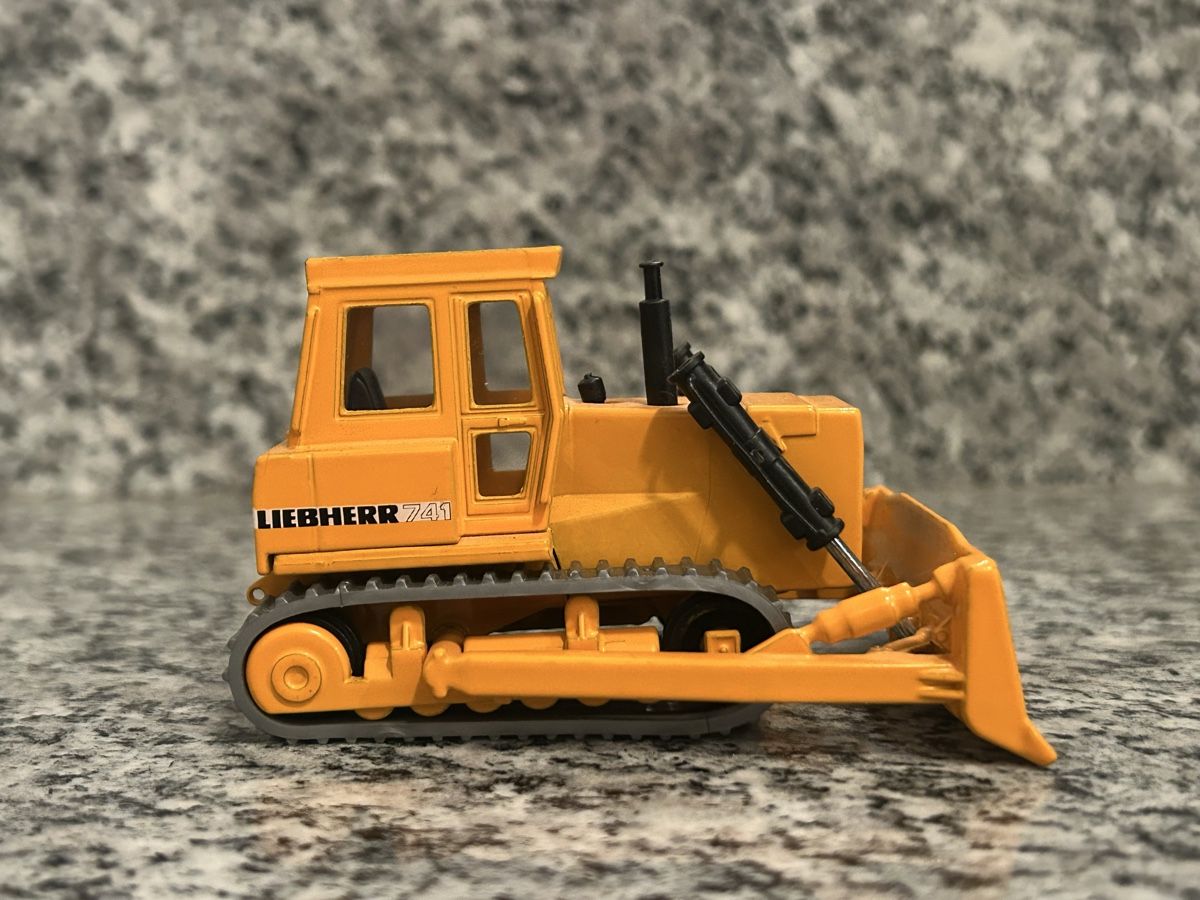 Siku Kit di modellismo & Modellini statici: Liebherr 741, Siku – Usato da Horw venduto da Tigercat635