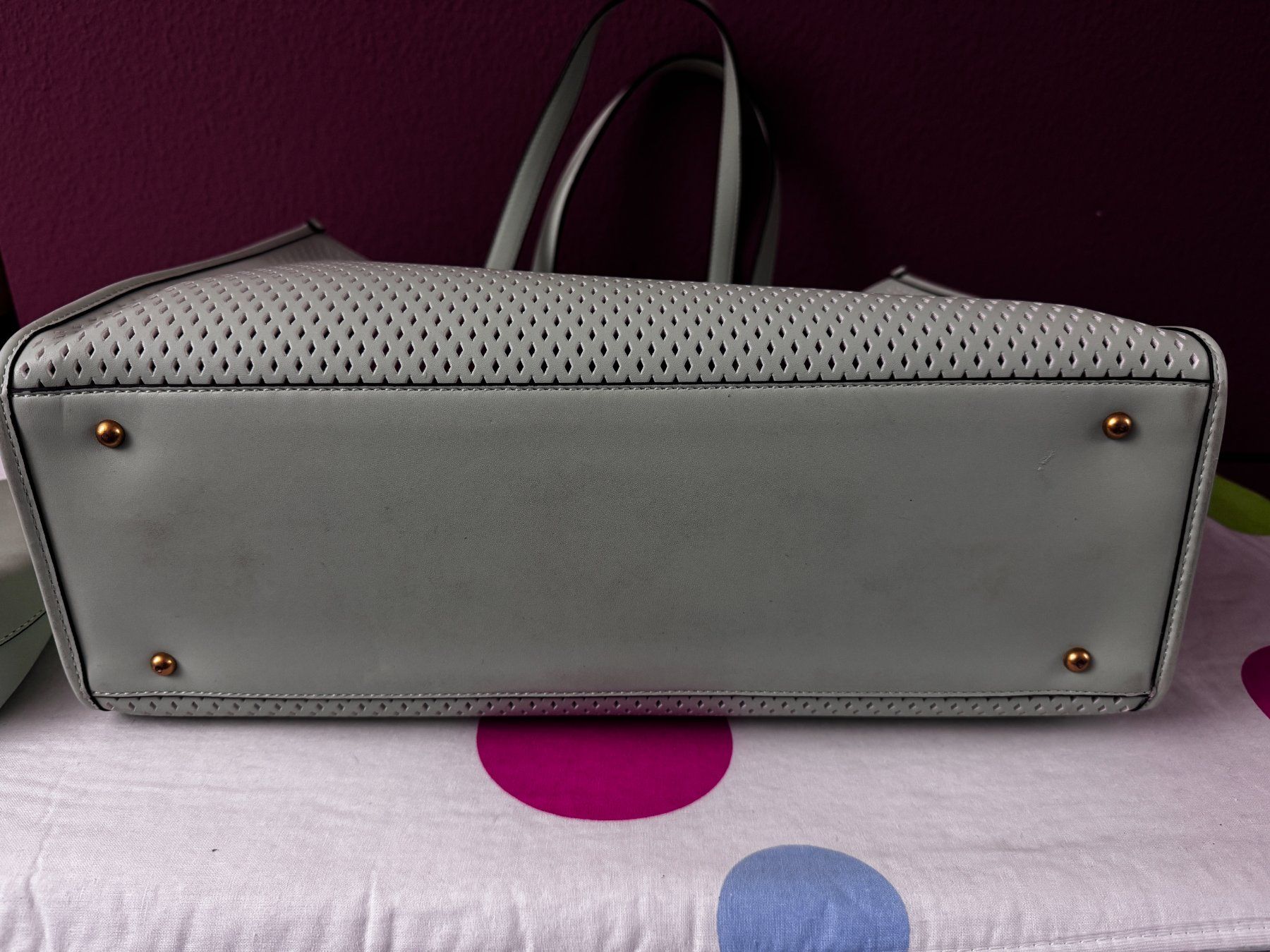 Guess Borse da donna: Guess Shopper in mint-grün – Usato da Muttenz venduto da einfach-schoen 3