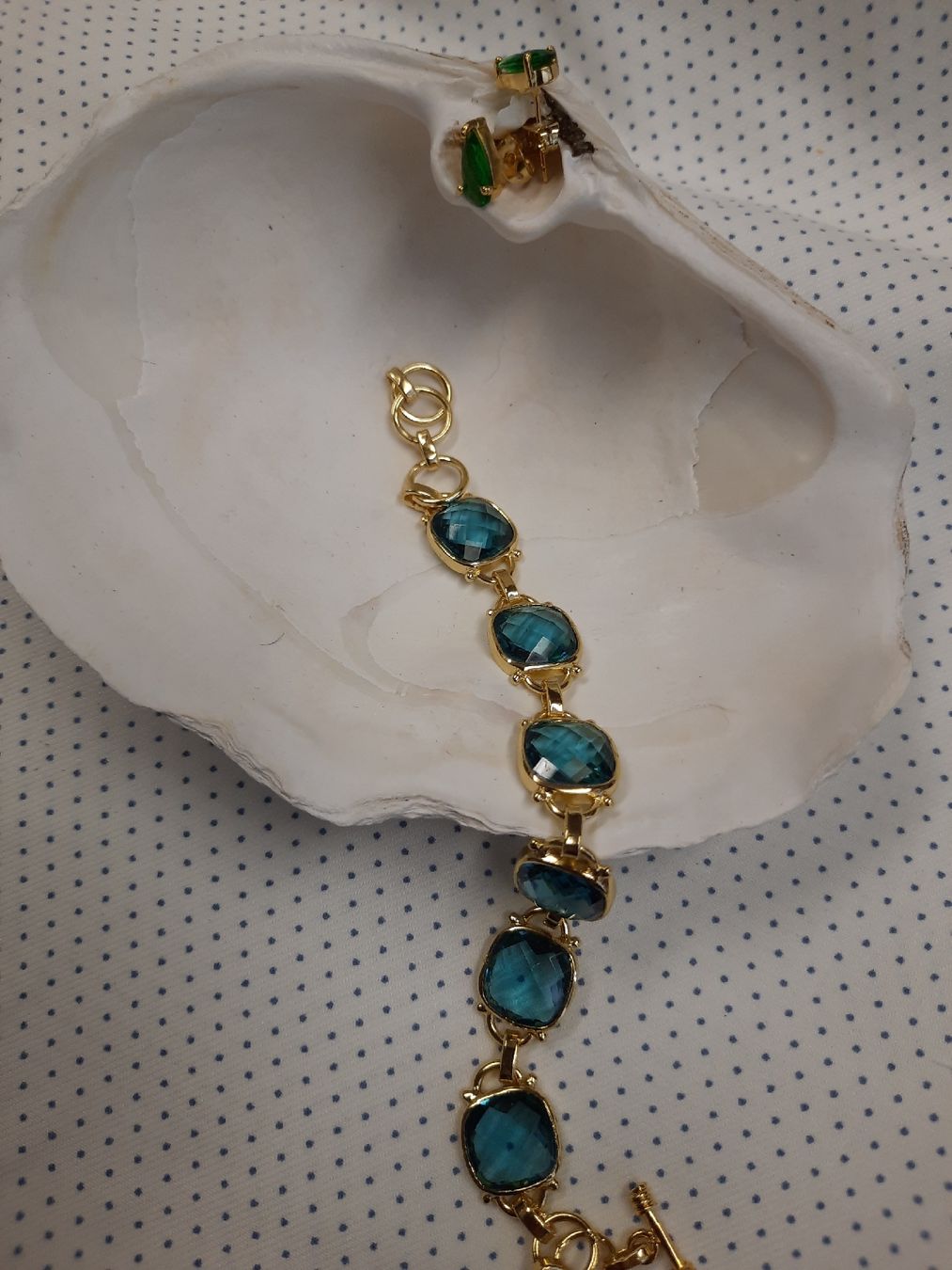 Bracciali & Braccialetti: Armband mit Ohrstecker, Messing vergoldet – Nuovo e nell'imballaggio originale da Basadingen venduto da 7_zwerge