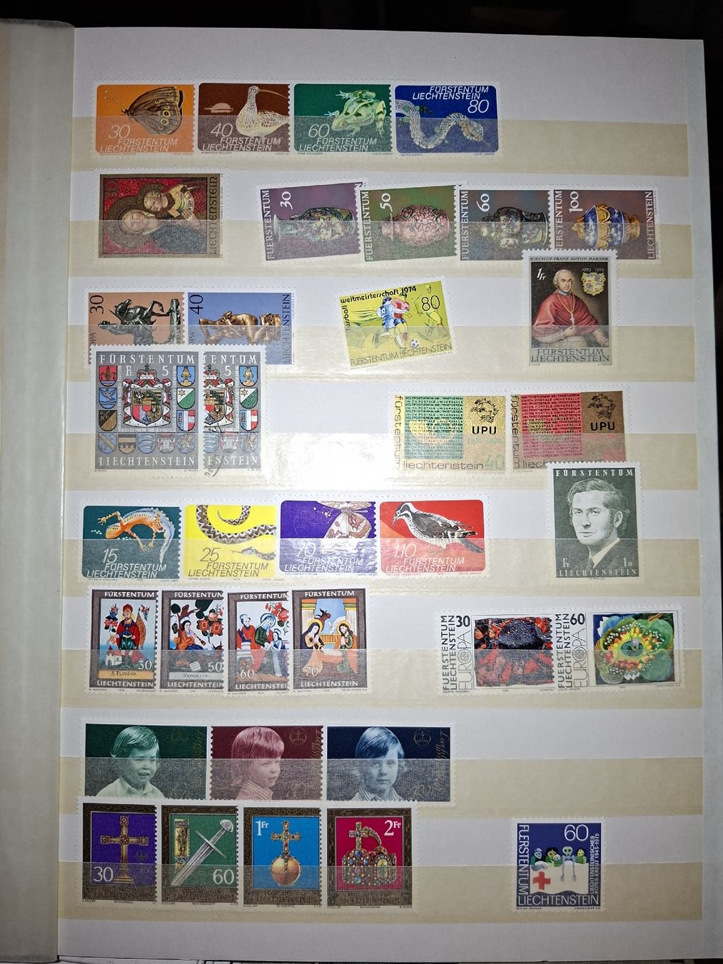 Tous les timbres: Sammlung Liechtenstein  – D'occasion à Balgach par SIMEON27 3