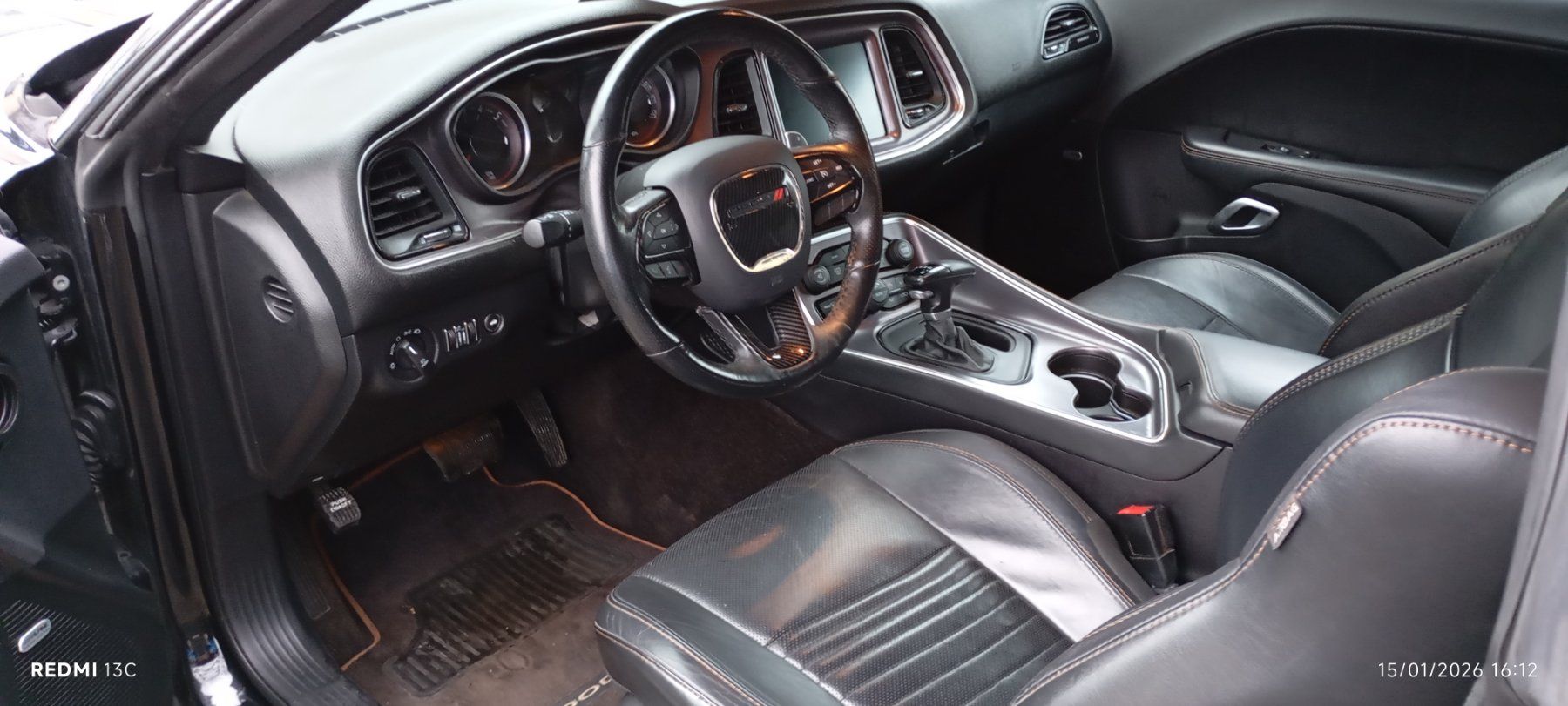 Dodge Autos: Dodge Challenger 6.4 Shaker Scat Pack expertisée 08.01.2026 – Gebraucht aus Moudon von G-Tuning 4