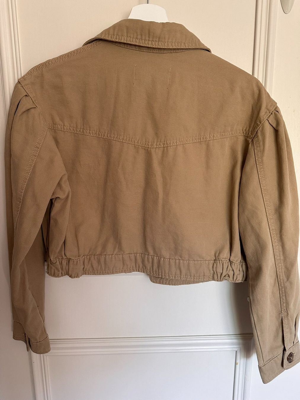 Pull&Bear Giacche: Angesagte Übergangsjacke cropped in dünklerem Beige – Nuovo (secondo la descrizione) da Oberembrach venduto da Well_Curated 1