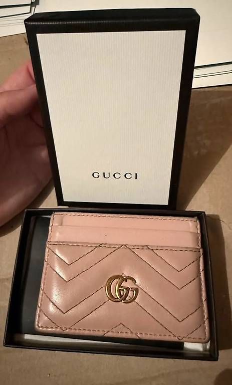 Portamonete: Gucci Portemonnaies – Usato da Lyss venduto da Chiarascaa