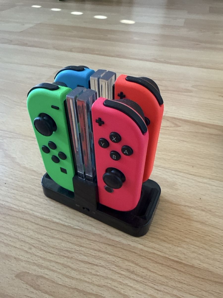 Docking station: Nintendo Switch Accessoires – D'occasion à Regensdorf par jeomorales 1