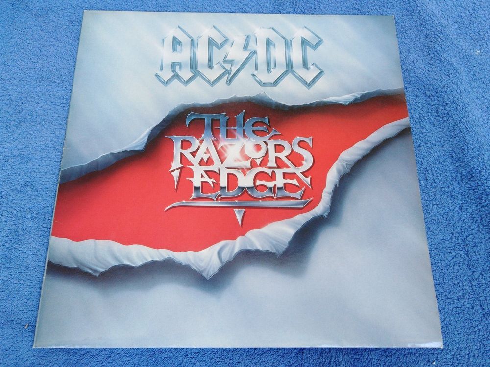 AC DC the razors edge 12