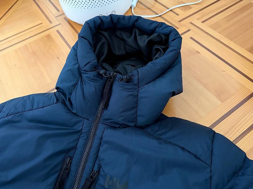 Helly Hansen Giacche: Helly Hansen Winterjacke, Grösse M, NEU – Usato da Zürich venduto da m721 5