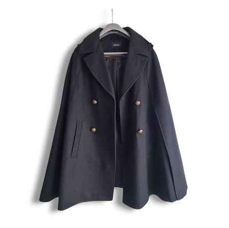 Cape manteau noire – Taille 40 – Excellent état