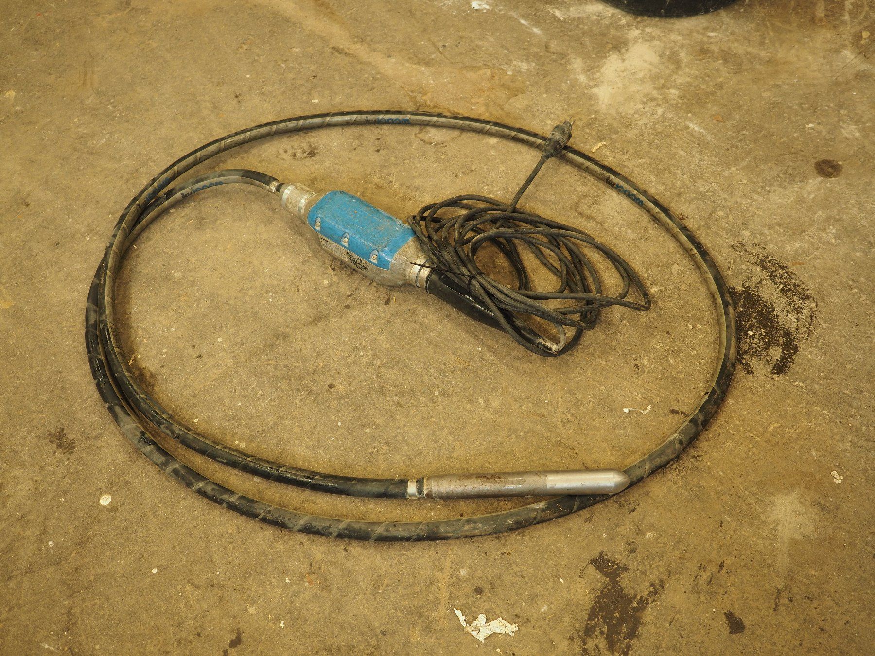 Alle Maschinen: Betonvibrator WEBER – Gebraucht aus Arboldswil von Alexis46