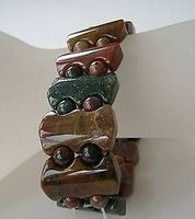 Armbänder aus Jaspis